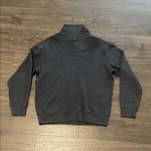 Roundtree & Yorke Blue/Gray V-Neck Sweater Classic Style, Size Medium